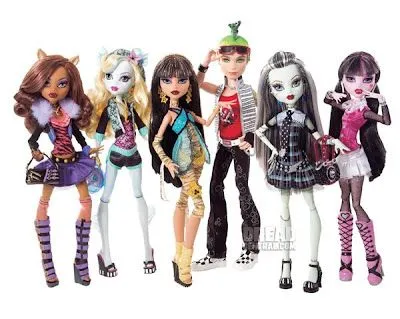 monster high group.jpg