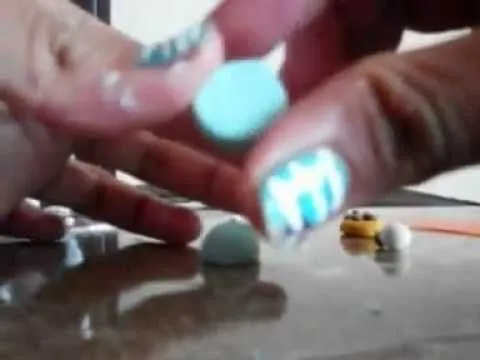 como hacer un monstruo come galletas. - YouTube como hacer un monstruo come galletas. - YouTube