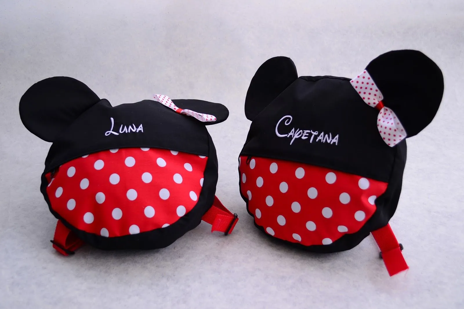 ... morrales de Minnie para las niñas y de Mickey para los niños