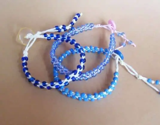 Cómo hacer pulseras fáciles con mostacillas