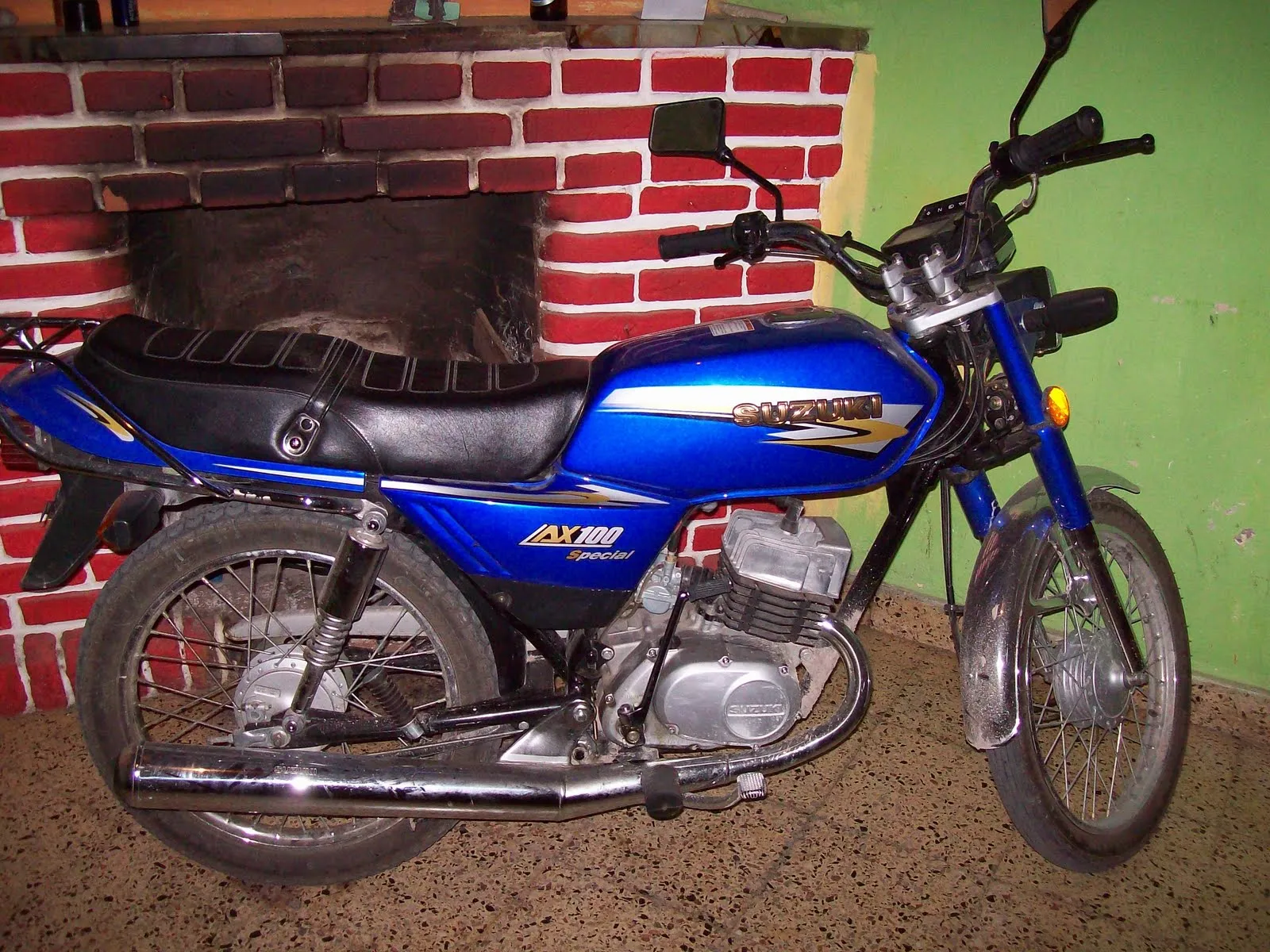Moto suzuki ax 100 - Imagui