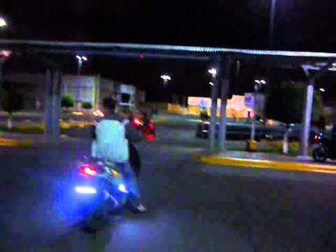 Mi motoneta tuning Remodelacion de xs-150 a ds-150 - YouTube Mi motoneta tuning Remodelacion de xs-150 a ds-150 - YouTube