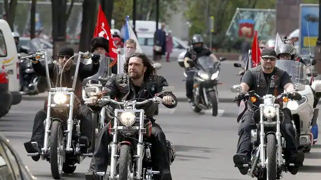 motoristas-lobos-nocturnos-- ...