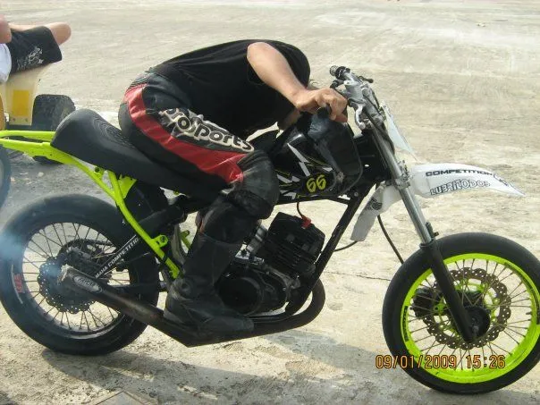 Motos modificadas 125 - Imagui