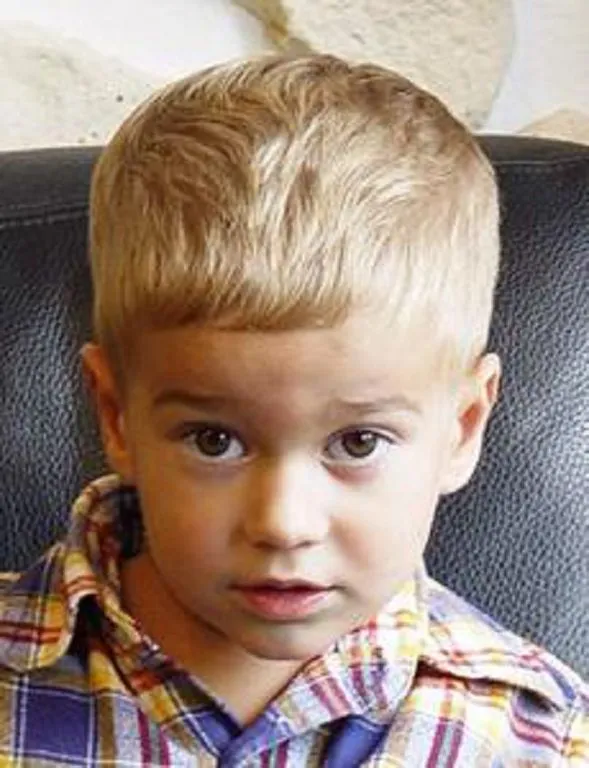 3 muchachos lindos - Imagui