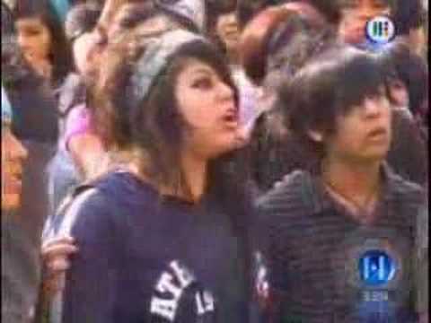 Muerte al EMO en el DF - YouTube