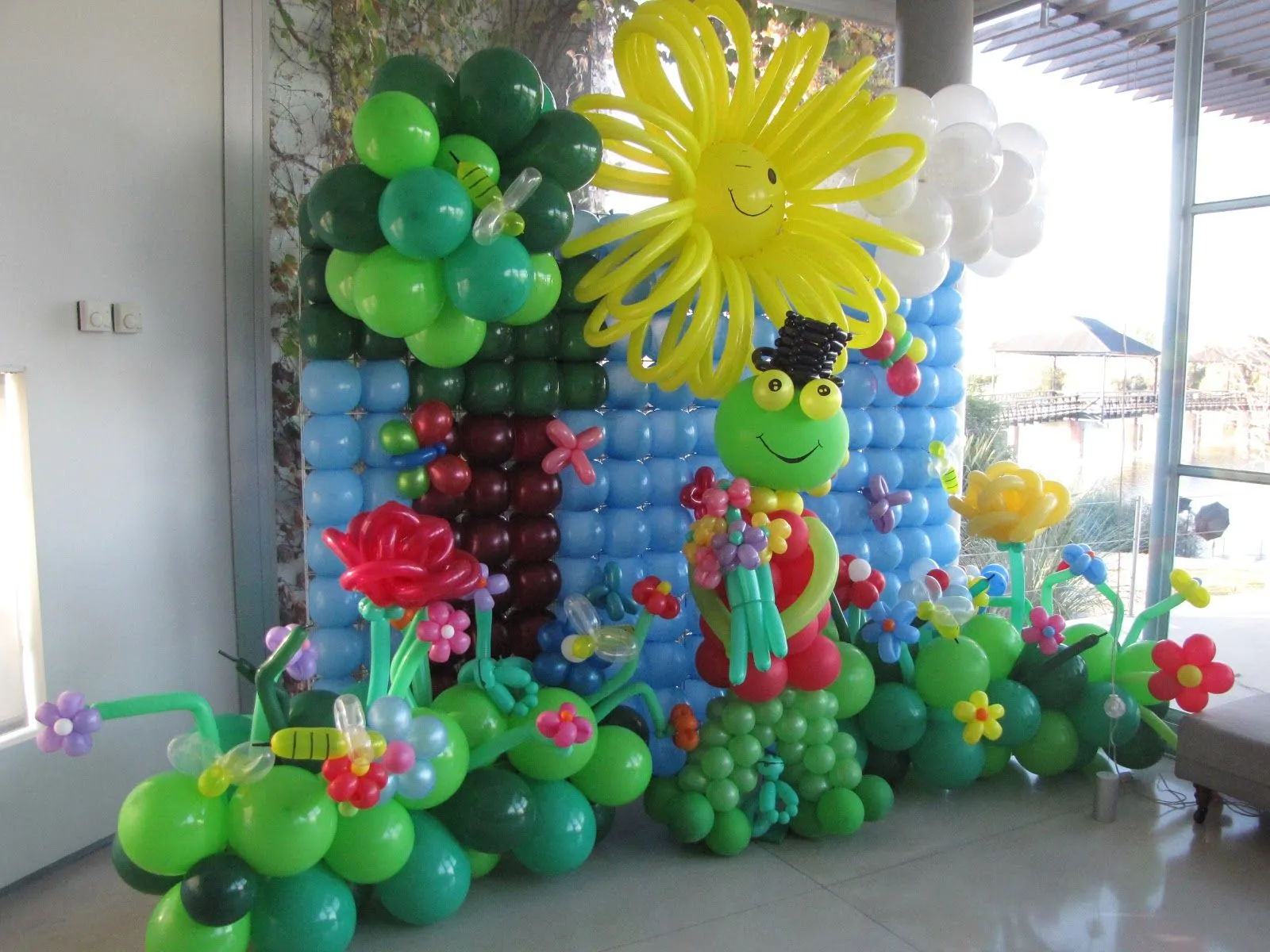 Cumpleaños de Valentino Lopez Nara: Sapo Pepe!! | Les Muffins Cumpleaños de Valentino Lopez Nara: Sapo Pepe!! | Les Muffins