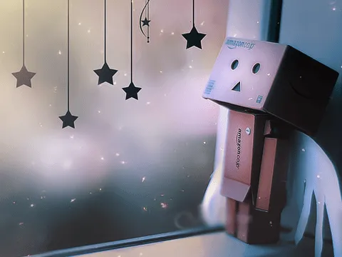 Mujer después de los 40...: Danbo, el robot de cartón más famoso y ... Mujer después de los 40...: Danbo, el robot de cartón más famoso y ...