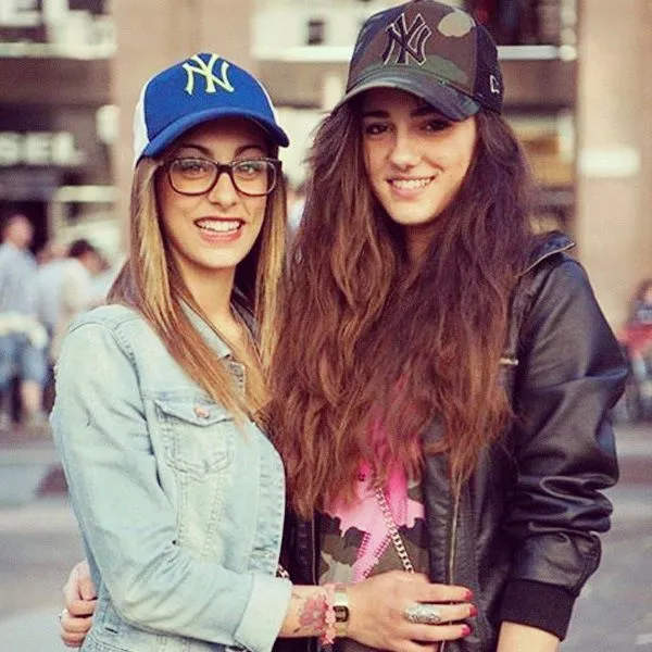 Mujeres, empiecen a usar las gorras New Era. | This is a sports ... Mujeres, empiecen a usar las gorras New Era. | This is a sports ...