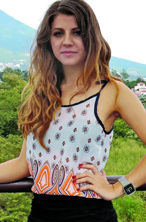 MUJERES EXTRANJERAS EN EL SALVADOR :: Oana Semida Guerrero MUJERES EXTRANJERAS EN EL SALVADOR :: Oana Semida Guerrero