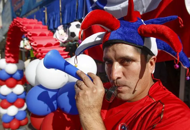 Mundial 2014: ¿Cuánto cuesta alentar a “La Roja” con cotillón ...