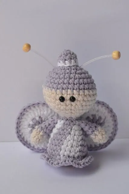 Es un Mundo Amigurumi... mariposa morada | crochet - keyholder ... Es un Mundo Amigurumi... mariposa morada | crochet - keyholder ...