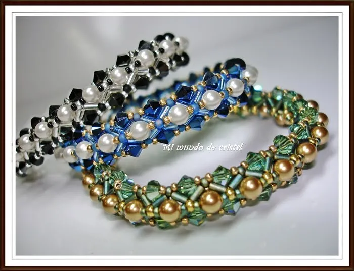 Mi mundo de cristal: Pulseras Xoxo.