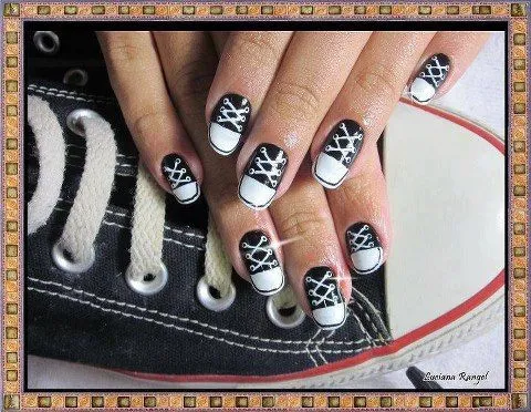 Mi Mundo Español Por Rita Condor: Uñas decoradas ( cordeles )