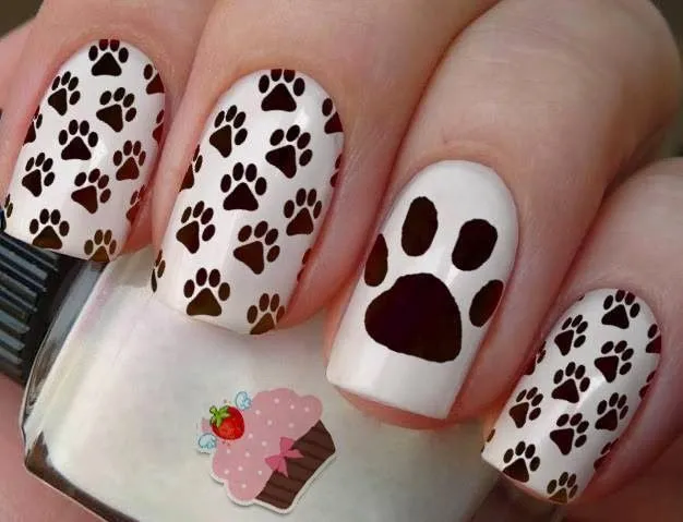 Mi Mundo Español Por Rita Condor: Uñas decoradas patitas de perro