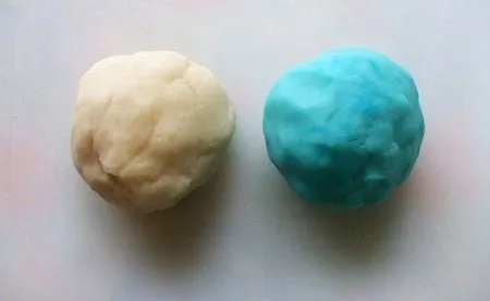 Mundo FiLi: Como hacer un Ratón y un Caracol con Plastilina Mundo FiLi: Como hacer un Ratón y un Caracol con Plastilina