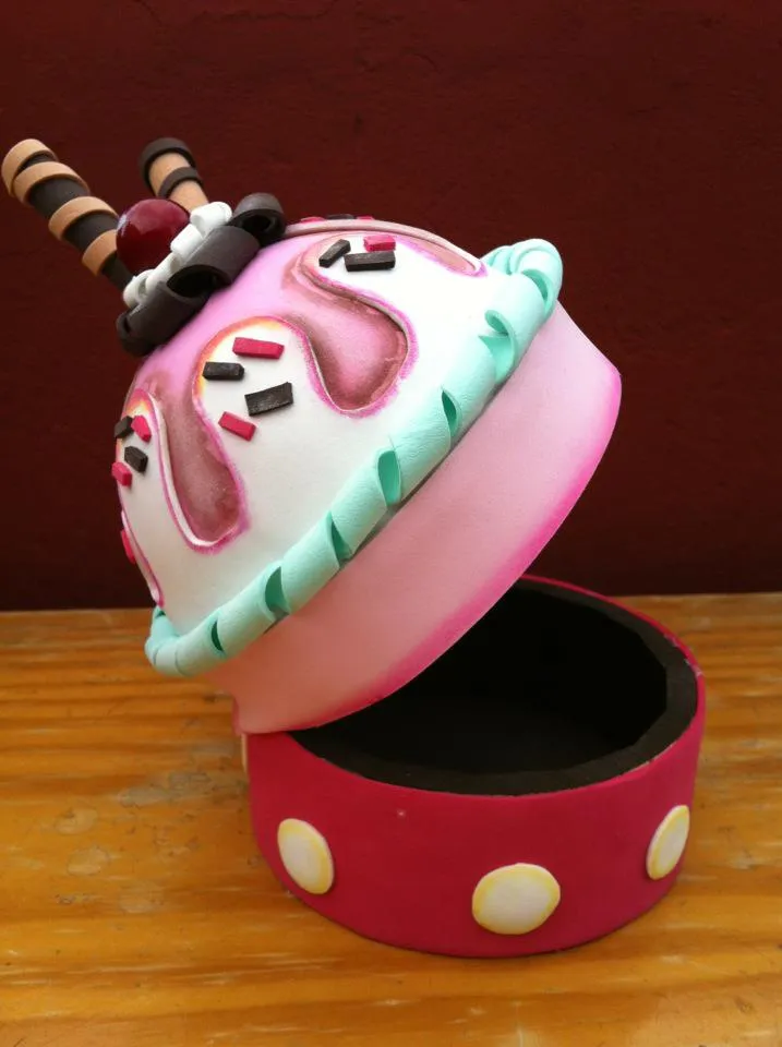 El mundo en goma eva: cajas en formas de dulces El mundo en goma eva: cajas en formas de dulces