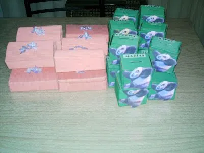 EL MUNDO MÁGICO DE LAS AGUJAS....: PATRÓN .... Y CUADRADITOS ...