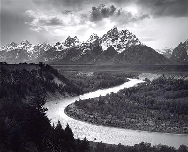 Un Mundo en Paz: En blanco y negro: de las montañas al mar Un Mundo en Paz: En blanco y negro: de las montañas al mar