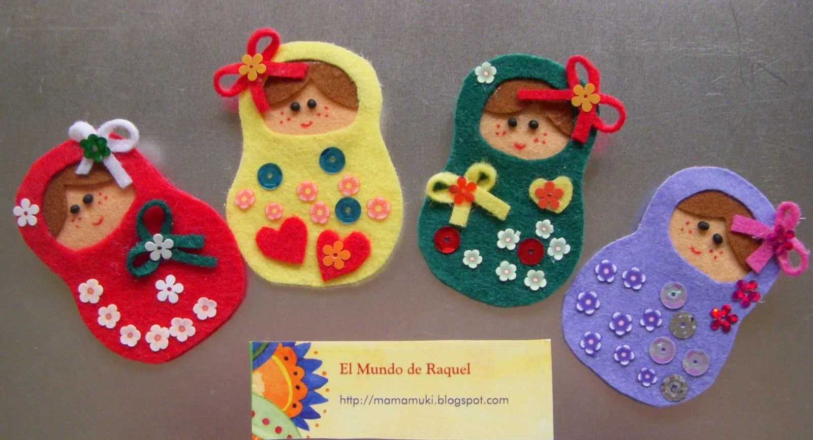 EL MUNDO DE RAQUEL": octubre 2011