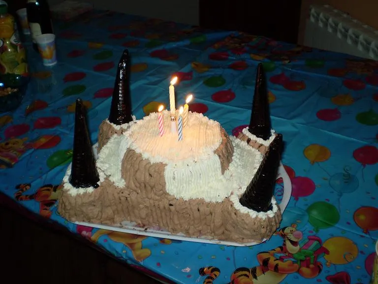 Mi mundo de tartas ... y no solo eso: TARTA CASTILLO