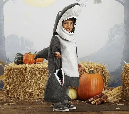 Mi Mundo con ellos Tres: Disfraces Low Cost de Halloween para tu peque Mi Mundo con ellos Tres: Disfraces Low Cost de Halloween para tu peque