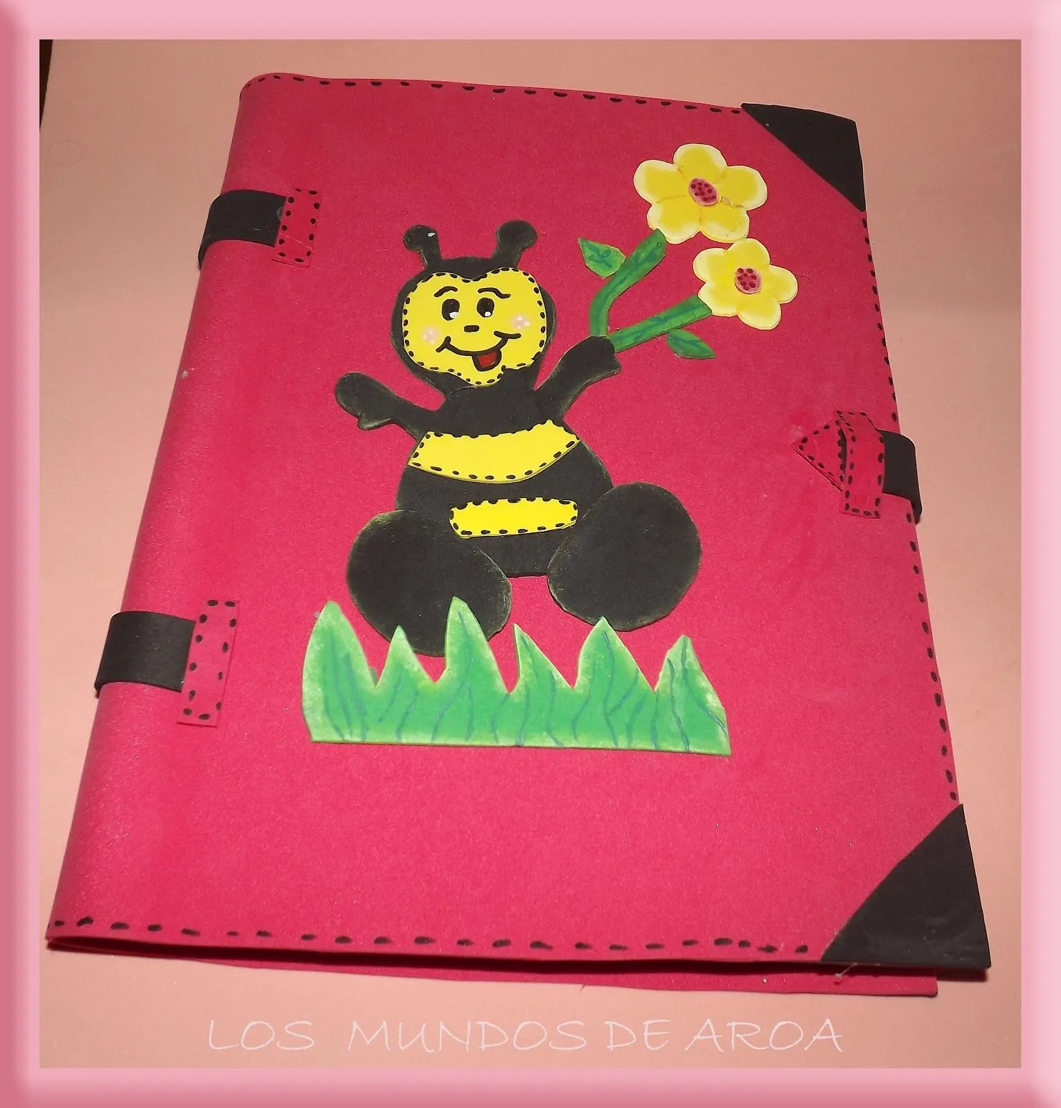los mundos de aroa: Libretas en goma eva