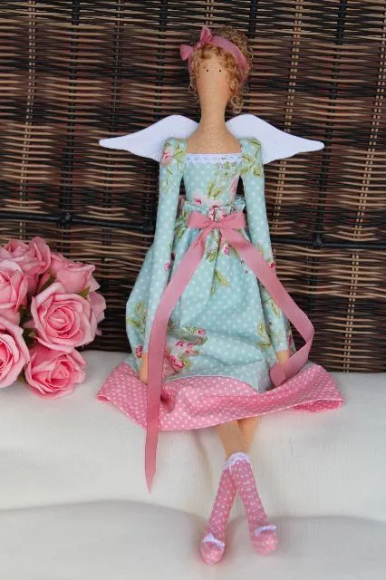 Mi muñeca se llama Paula : Tilda.Diseño y aguja