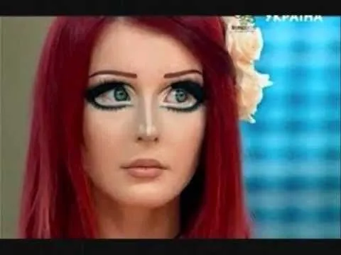 La muñeca manga humana