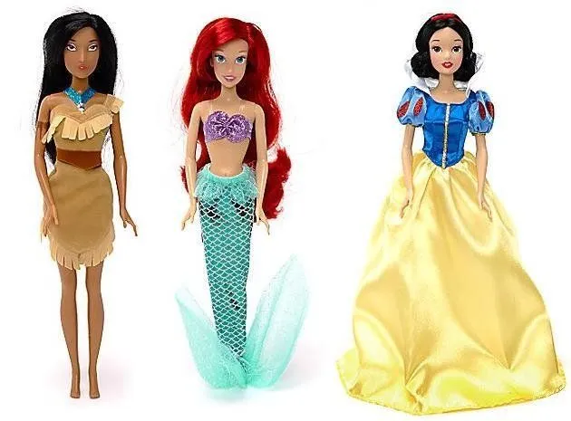 Ocho muñecas de Princesas Disney, juntas esta Navidad