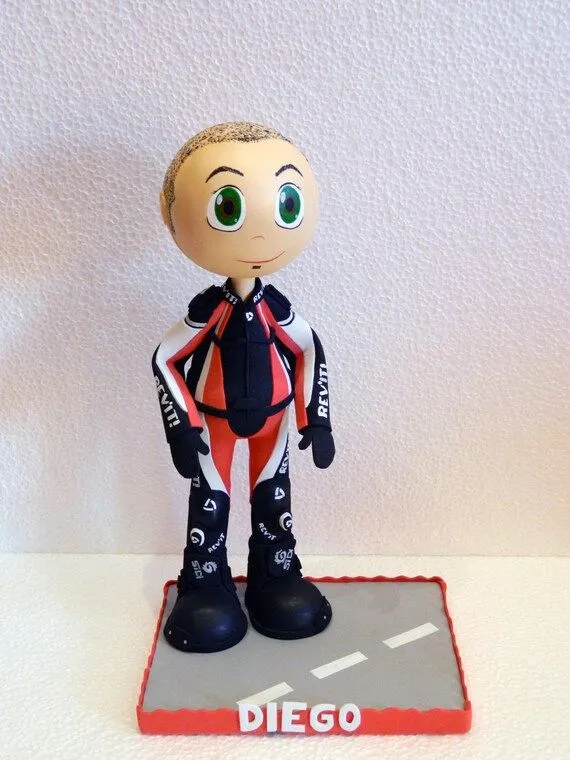 Muñeco fofucho motero personalizado por PapiroflexiaEnPluton Muñeco fofucho motero personalizado por PapiroflexiaEnPluton
