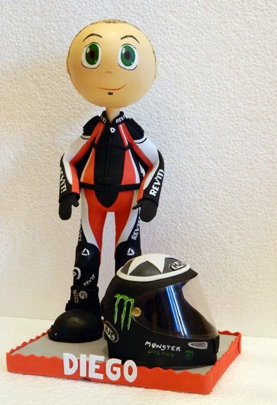 Muñeco fofucho motero personalizado por PapiroflexiaEnPluton Muñeco fofucho motero personalizado por PapiroflexiaEnPluton