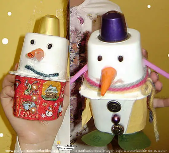 Muñeco de nieve con envases de yogur - Manualidades Infantiles Muñeco de nieve con envases de yogur - Manualidades Infantiles