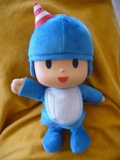 Muñeco pocoyo con baberito | Cuentos y dibujos animados ...