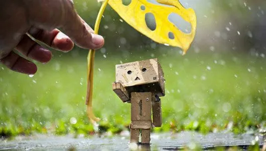 Muñeco triste de carton - Imagui