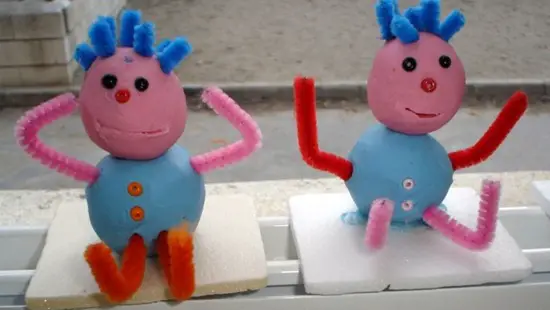 Muñecos con Plastilina | Manualidades Infantiles Muñecos con Plastilina | Manualidades Infantiles