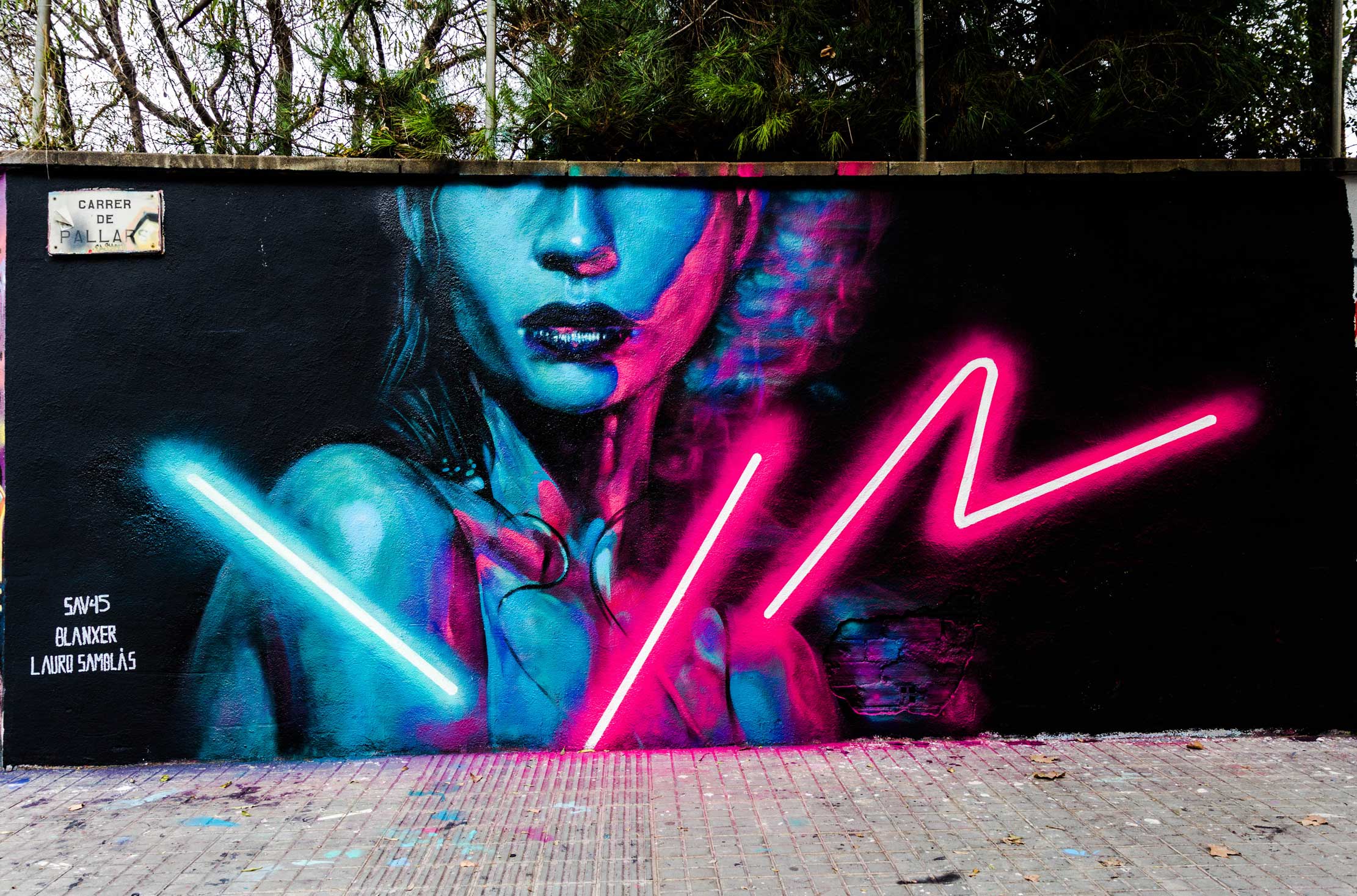 Mural colectivo en el Poblenou, Barcelona Sav45, Cristian Blanxer y Lauro Samblás – arte urbano Mural colectivo en el Poblenou, Barcelona Sav45, Cristian Blanxer y Lauro Samblás – arte urbano