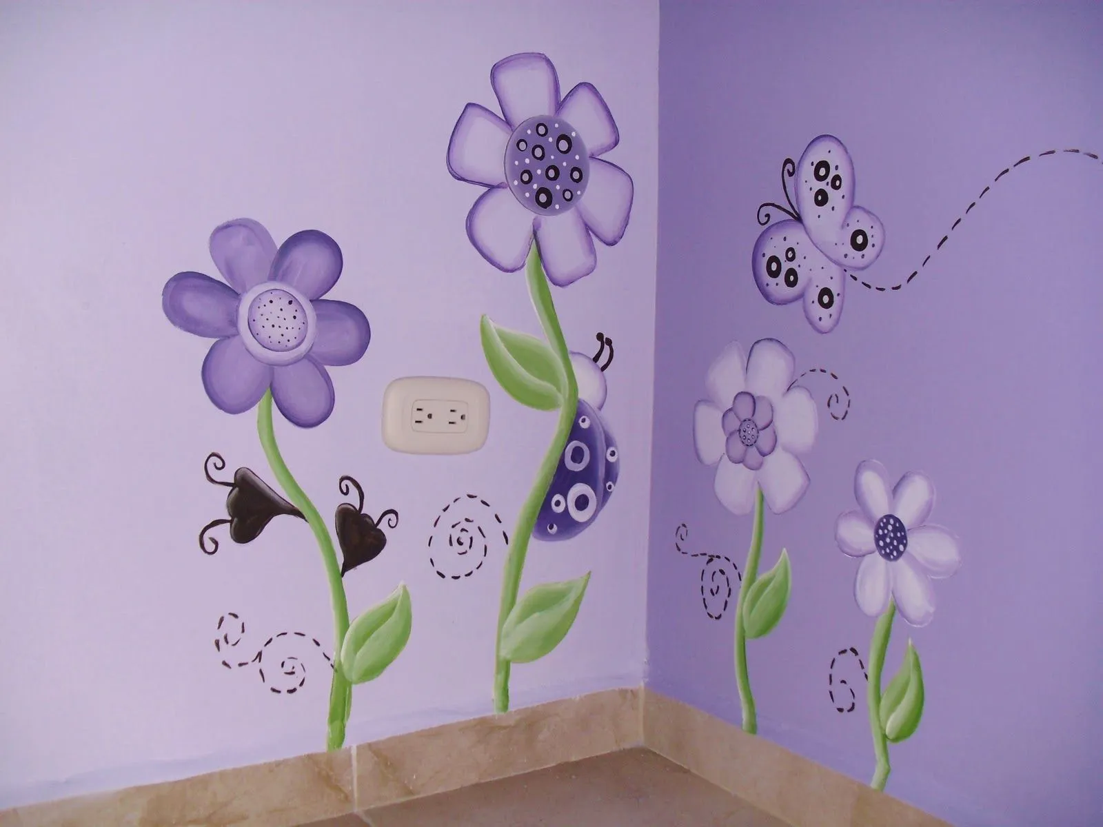 MURALES INFANTILES: Mariposas y Catarinas Purpura. Recamara de Camila MURALES INFANTILES: Mariposas y Catarinas Purpura. Recamara de Camila