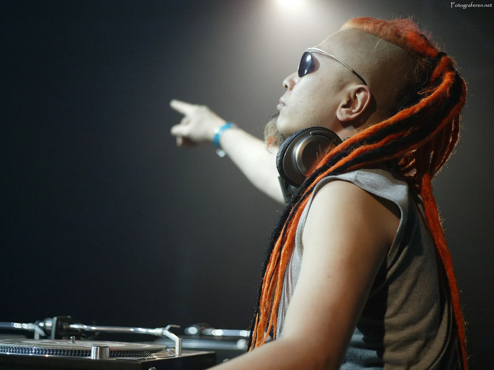 Musica Electronica: MEGA PACK DE WALLPAPERS DE MUSICA ELECTRONICA EN ...