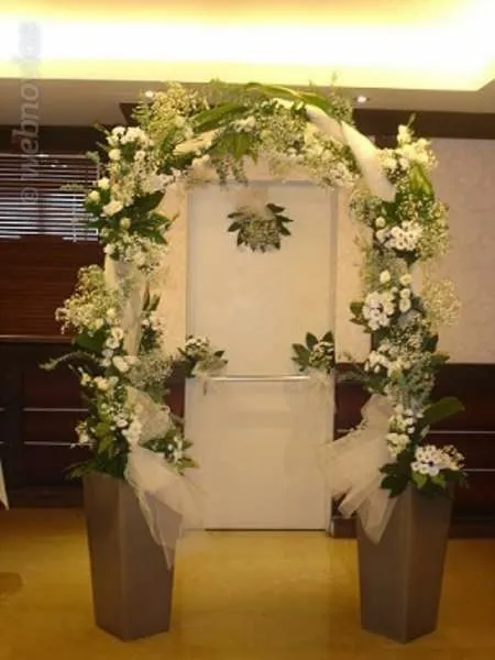 MuyAmeno.com: Arcos de Bodas con Flores, parte 4