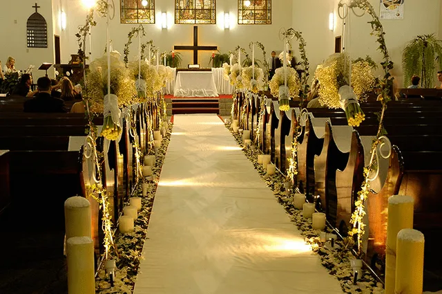 MuyAmeno.com: Decoracion de Iglesias para Bodas con Flores, parte 2 MuyAmeno.com: Decoracion de Iglesias para Bodas con Flores, parte 2