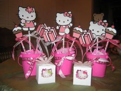 MuyAmeno.com: Fiestas Infantiles, Decoración Hello Kitty, Centros ...