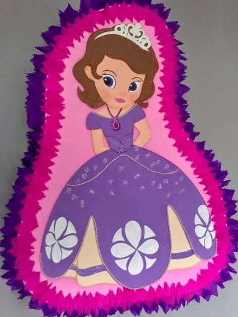 MuyAmeno.com: Piñatas Princesa Sofia, parte 1