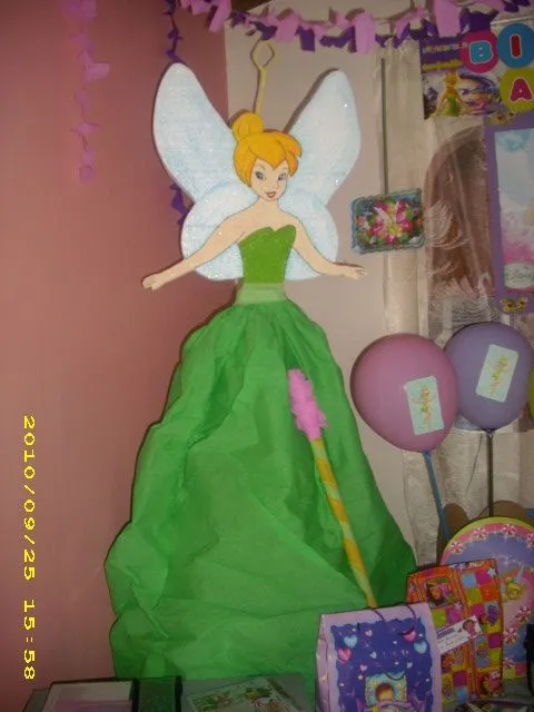 MuyAmeno.com: Piñatas Tinkerbell, parte 1