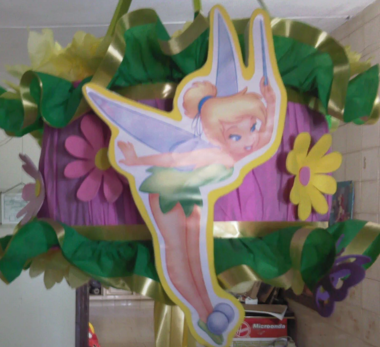 MuyAmeno.com: Piñatas Tinkerbell, parte 3