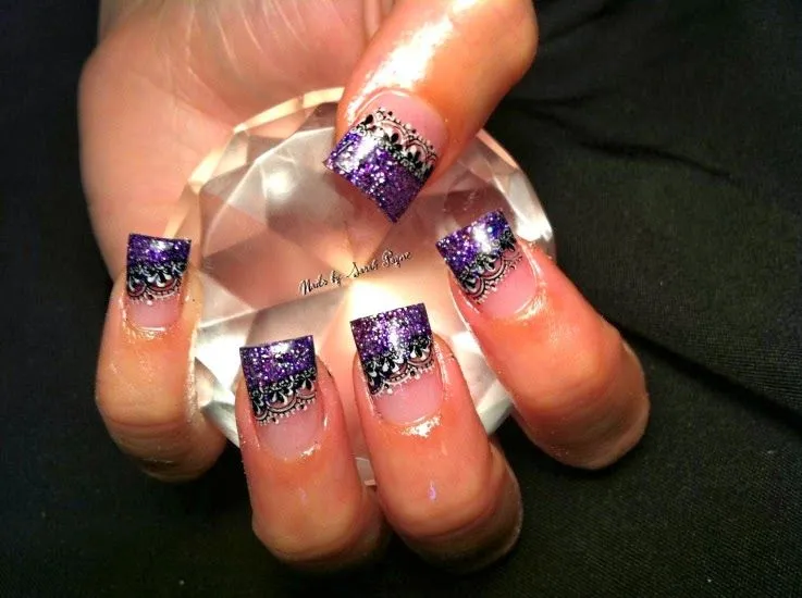 MuyAmeno.com: Uñas con Piedras, parte 5