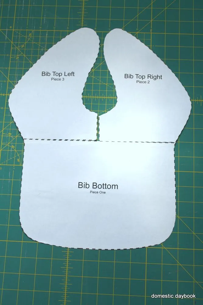 My Domestic Daybook: Easy, Large Baby Bib Tutorial with Free Pattern My Domestic Daybook: Easy, Large Baby Bib Tutorial with Free Pattern