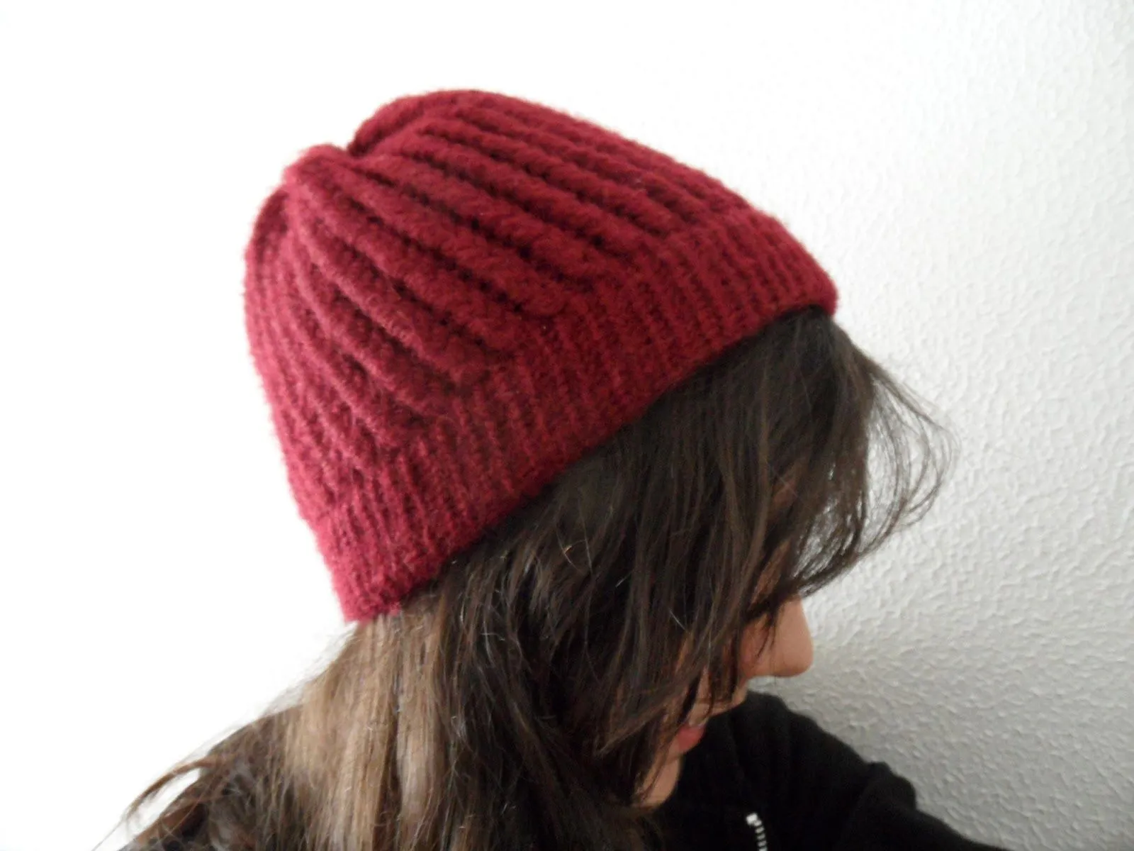 My Virtuous Hands: DIY: gorro con telar circular// hat with ...