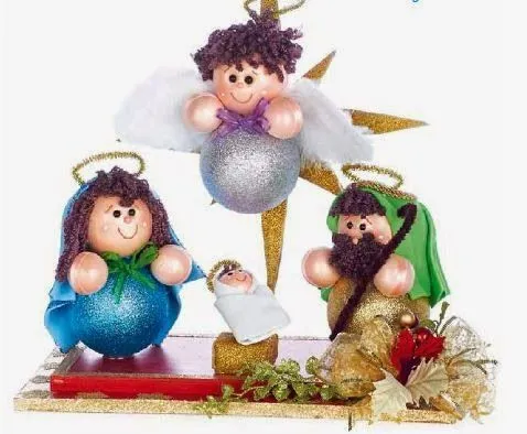 Nacimiento navideño con esferas y goma eva ~ cositasconmesh