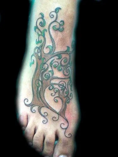 naguine tree tattoo , originally uploaded by Marzia Tattoo . naguine tree tattoo , originally uploaded by Marzia Tattoo .